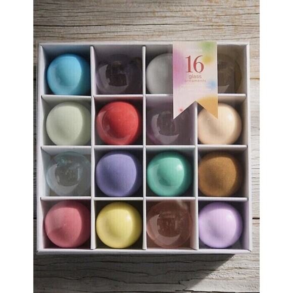 Anthropologie Tarrain Bulb Ornaments Mixed Finish 3” Ornaments Christmas Tree - Picture 1 of 11